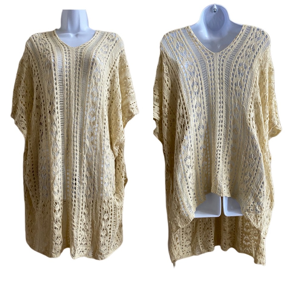 NEW! Venus cream crochet coverup M